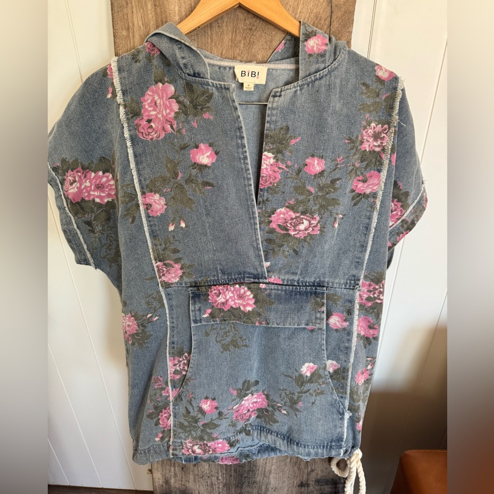 BiBi Oversized Denim Shirt Hoodie Floral Pink Rose Pattern SZ Small